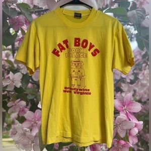 Size Medium Yellow and Red Fat Boys Pork Palace Vintage Tourist Novelty T Shirt